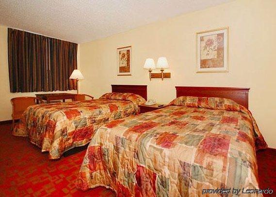 Rodeway Inn Prattville I-65 Room photo